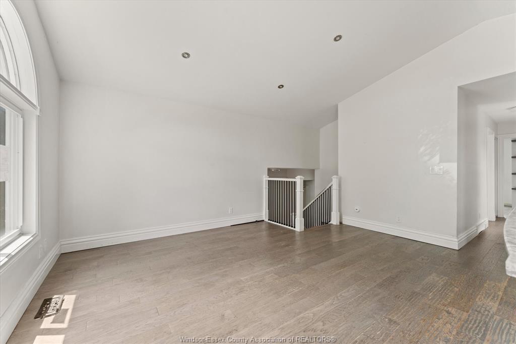1320 Hansen Crescent, Windsor, ON