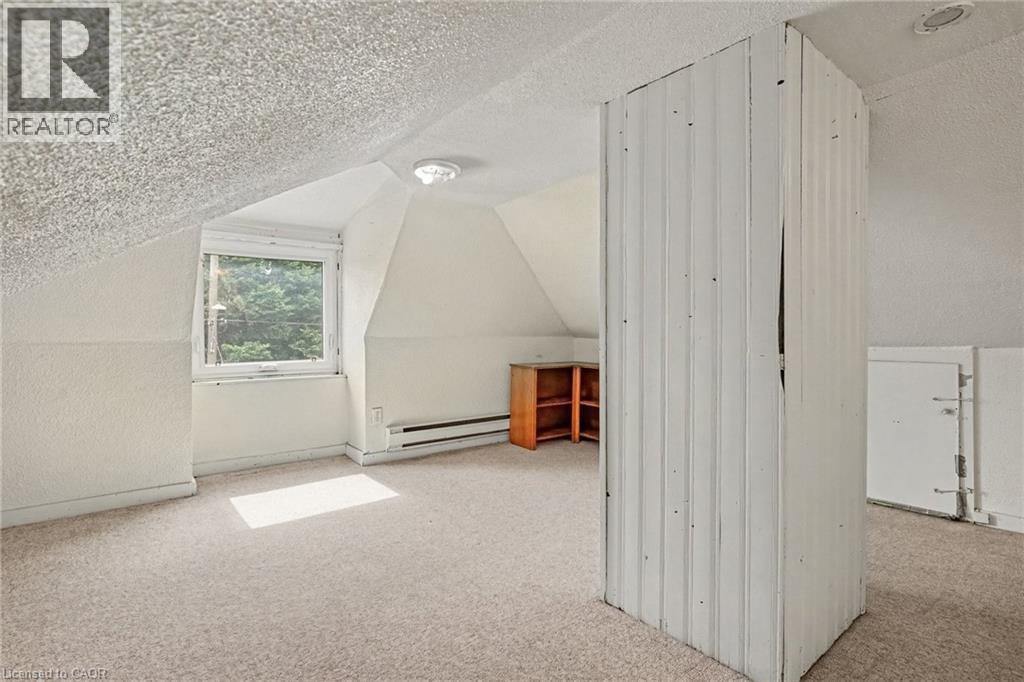 22 Stinson Street, Hamilton, ON - Indoor Photo Showing Other Room