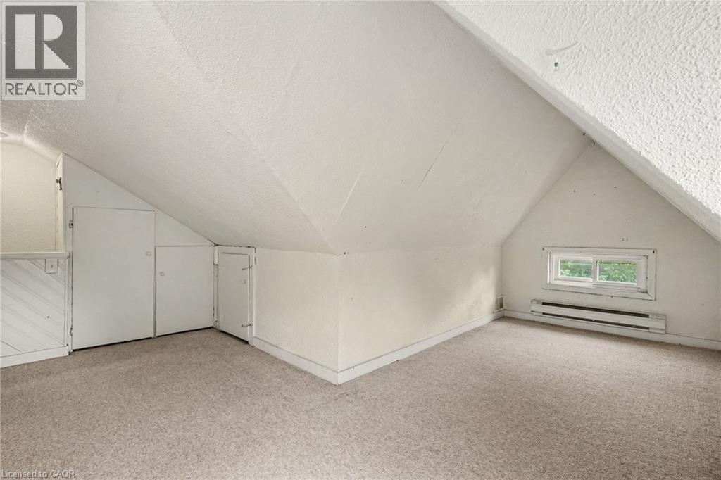 22 Stinson Street, Hamilton, ON - Indoor Photo Showing Other Room