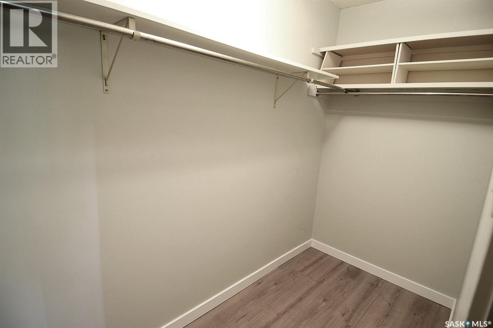 352 Carleton Drive, Saskatoon, SK