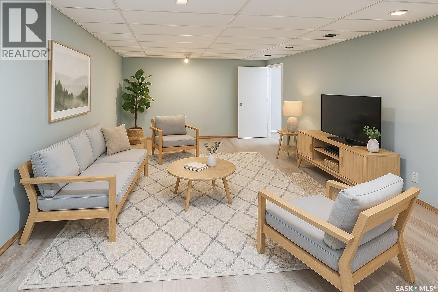 352 Carleton Drive, Saskatoon, SK