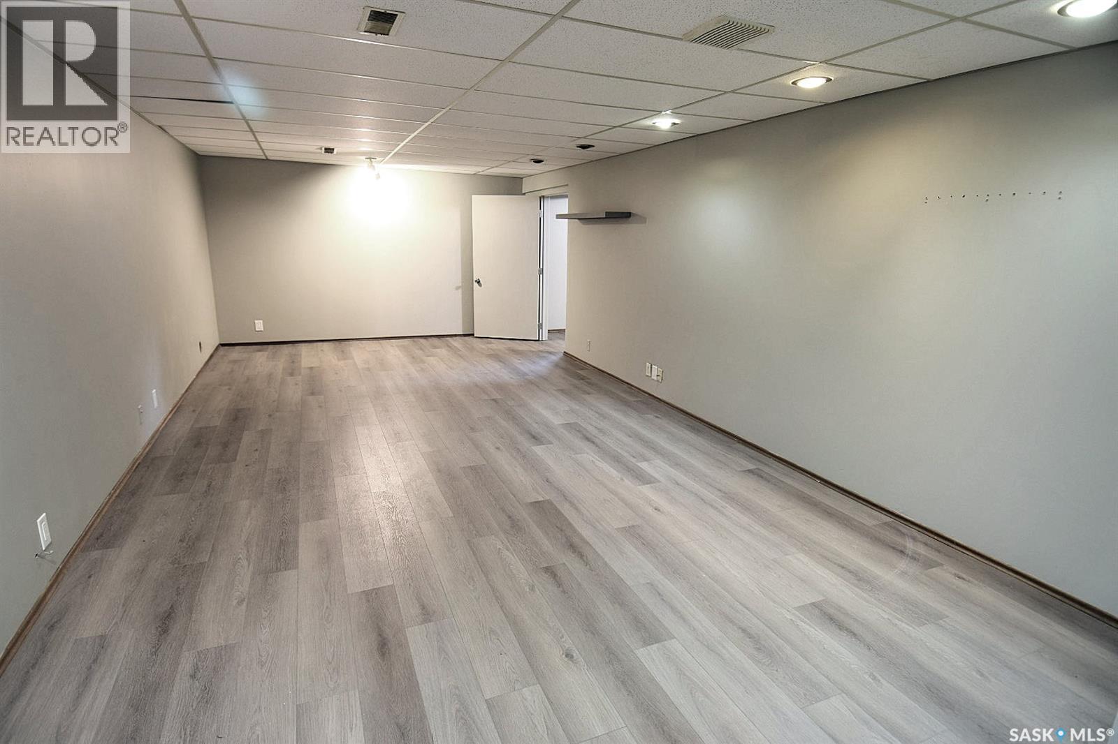352 Carleton Drive, Saskatoon, SK