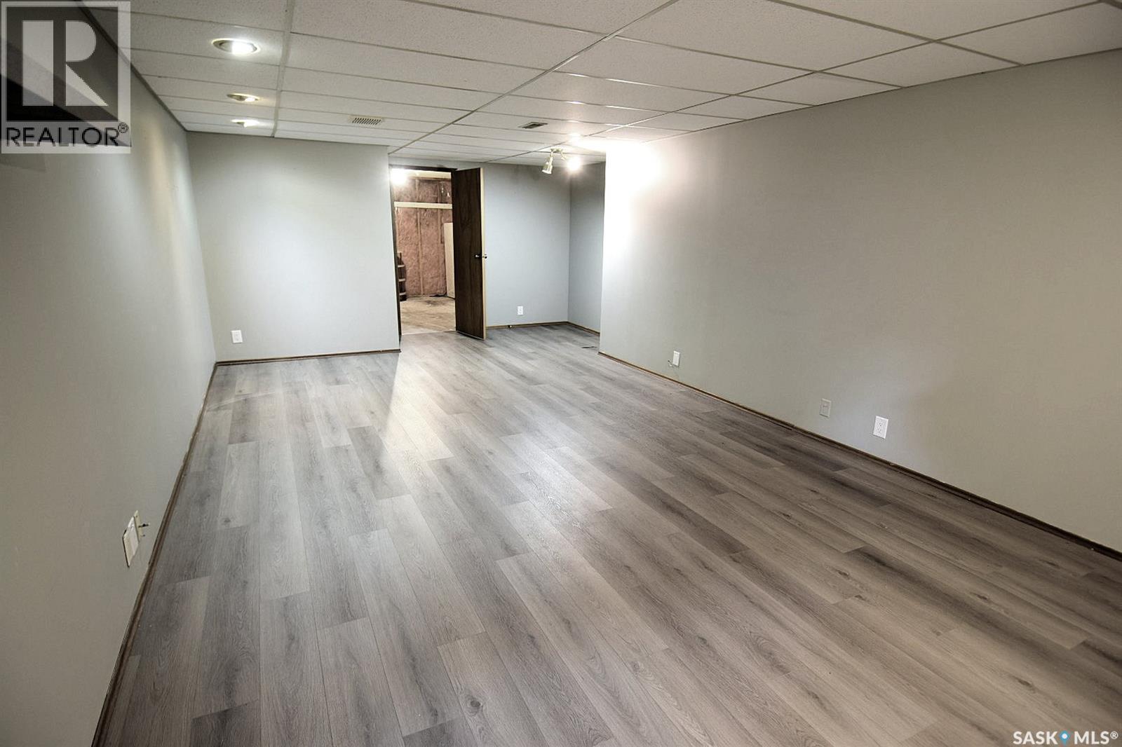 352 Carleton Drive, Saskatoon, SK