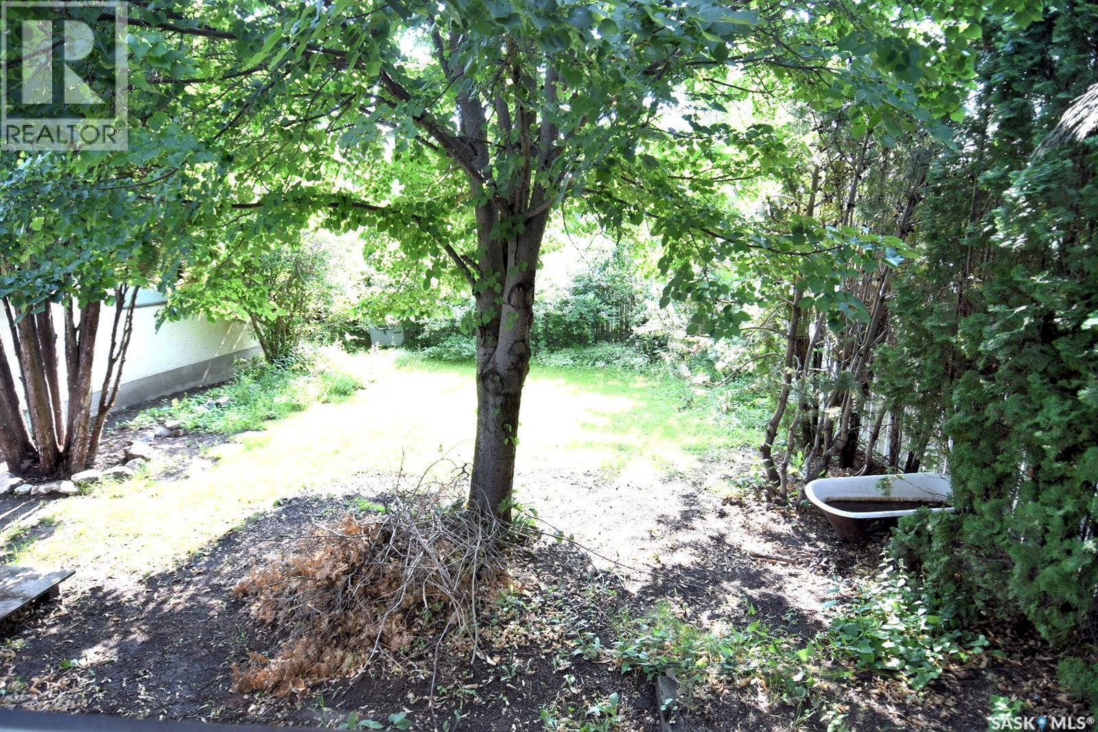 352 Carleton Drive, Saskatoon, SK