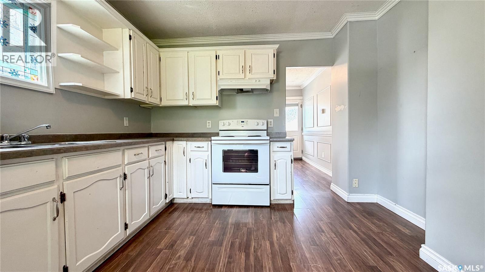 320 M Avenue N, Saskatoon, SK