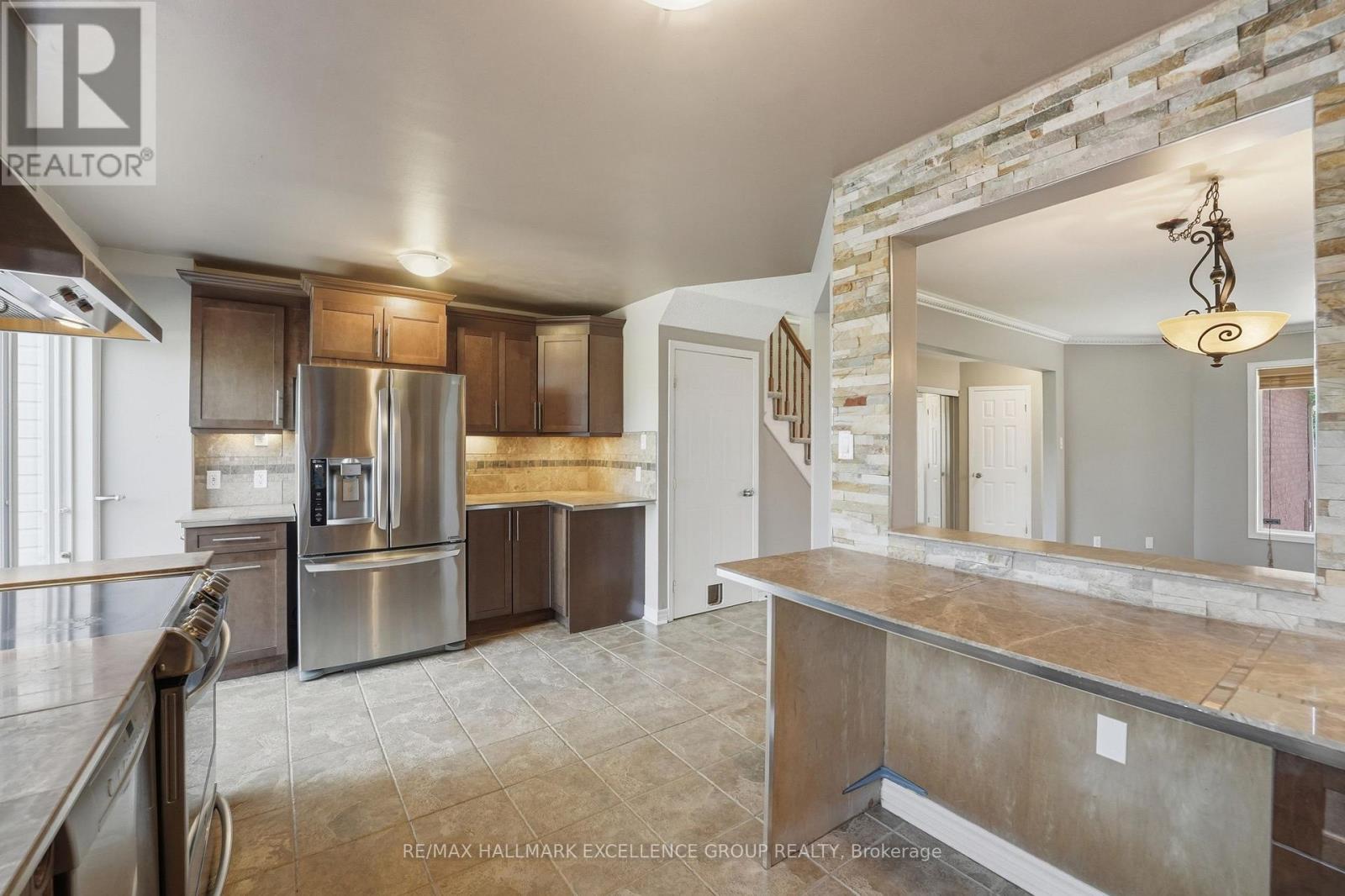 887 Nesting Way, Ottawa, ON