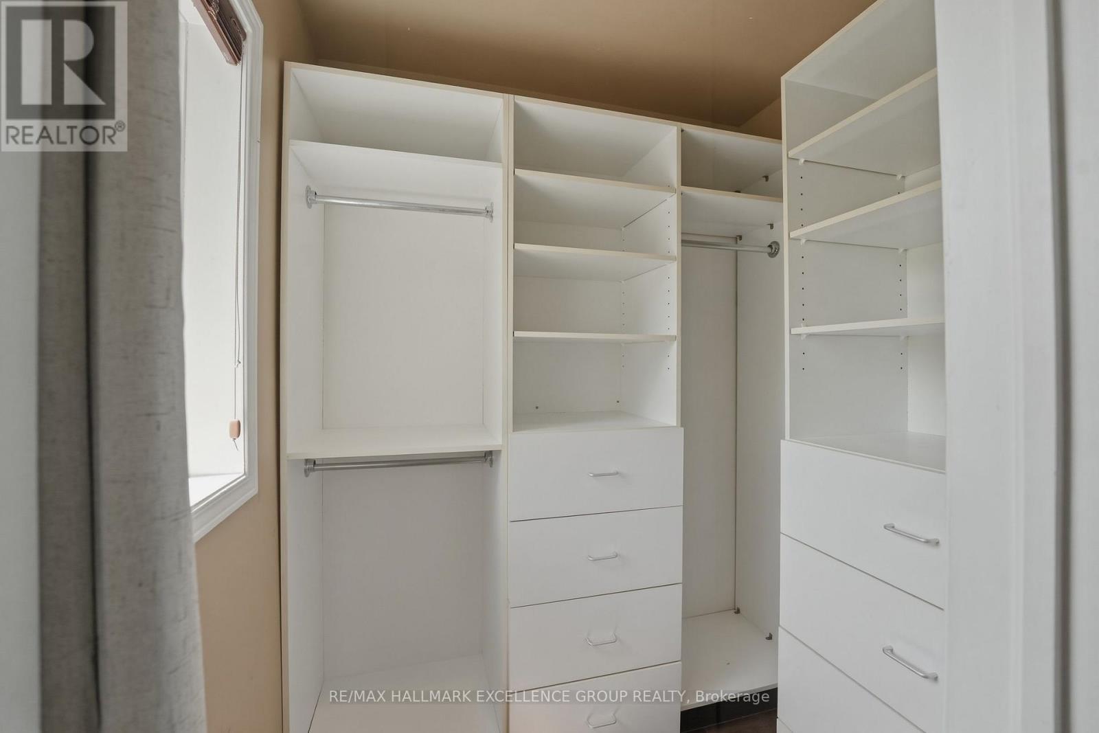 887 Nesting Way, Ottawa, ON