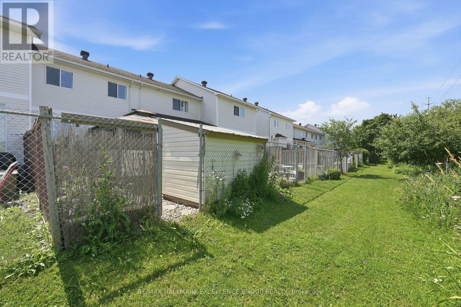 887 Nesting Way, Ottawa, ON