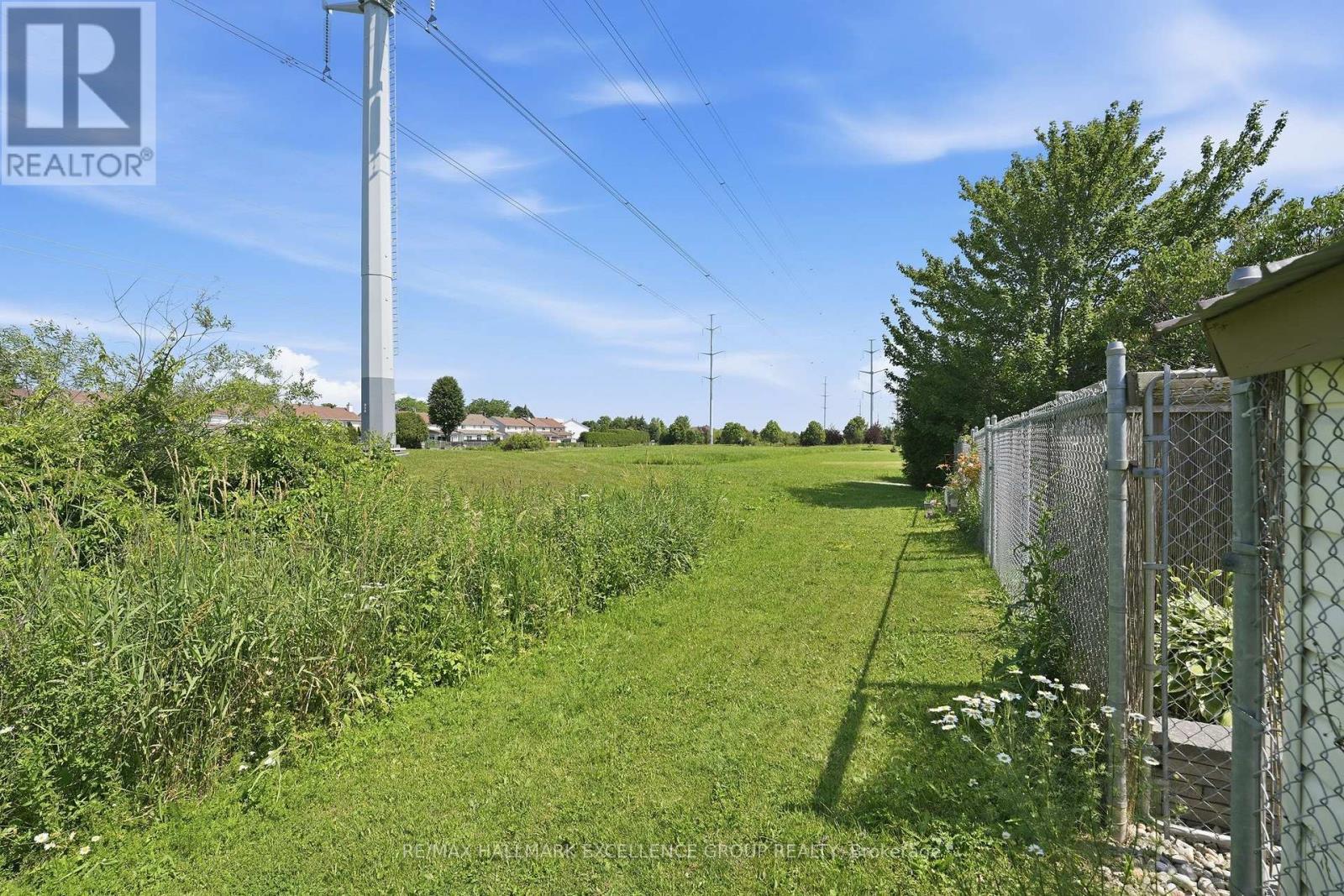 887 Nesting Way, Ottawa, ON