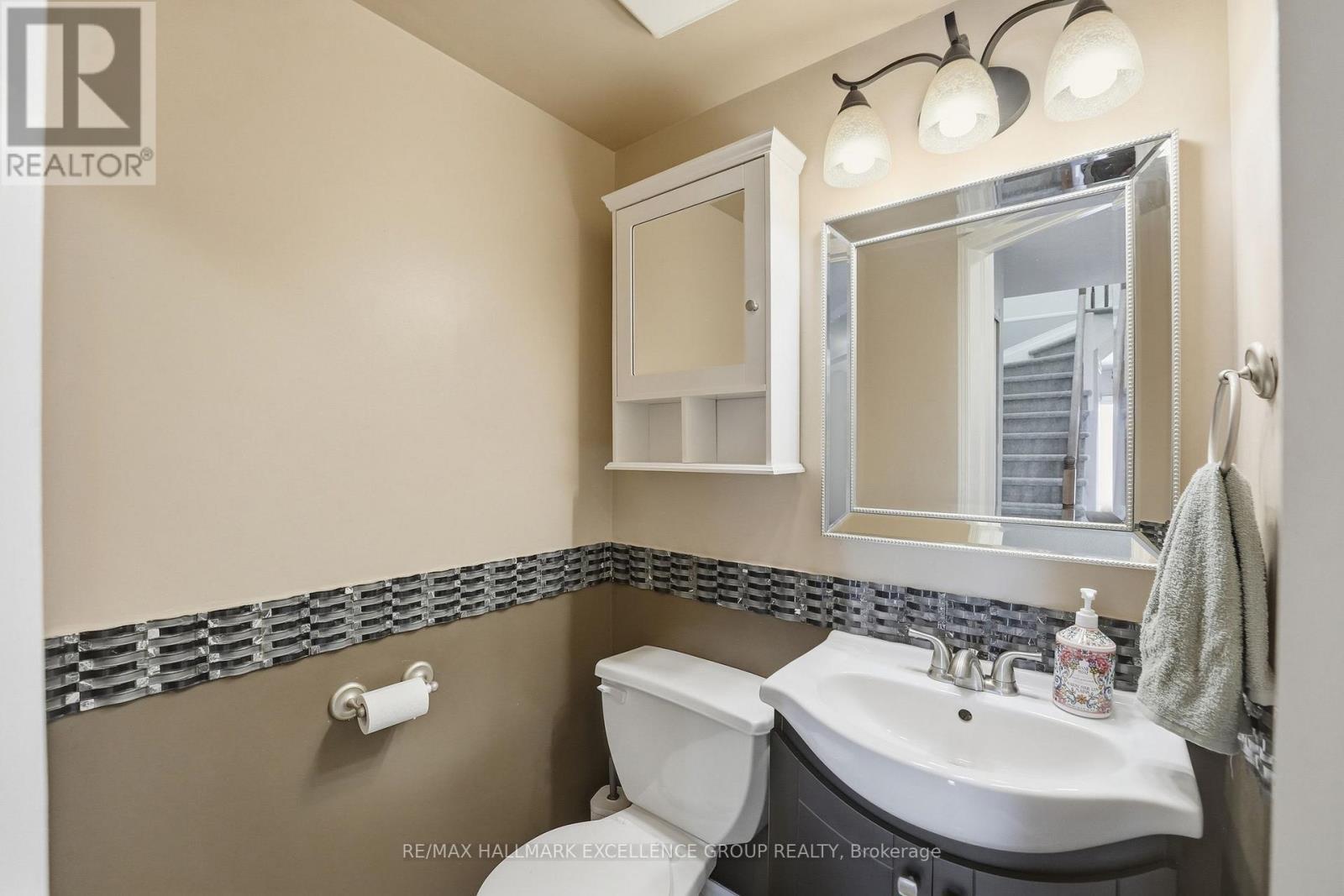 887 Nesting Way, Ottawa, ON