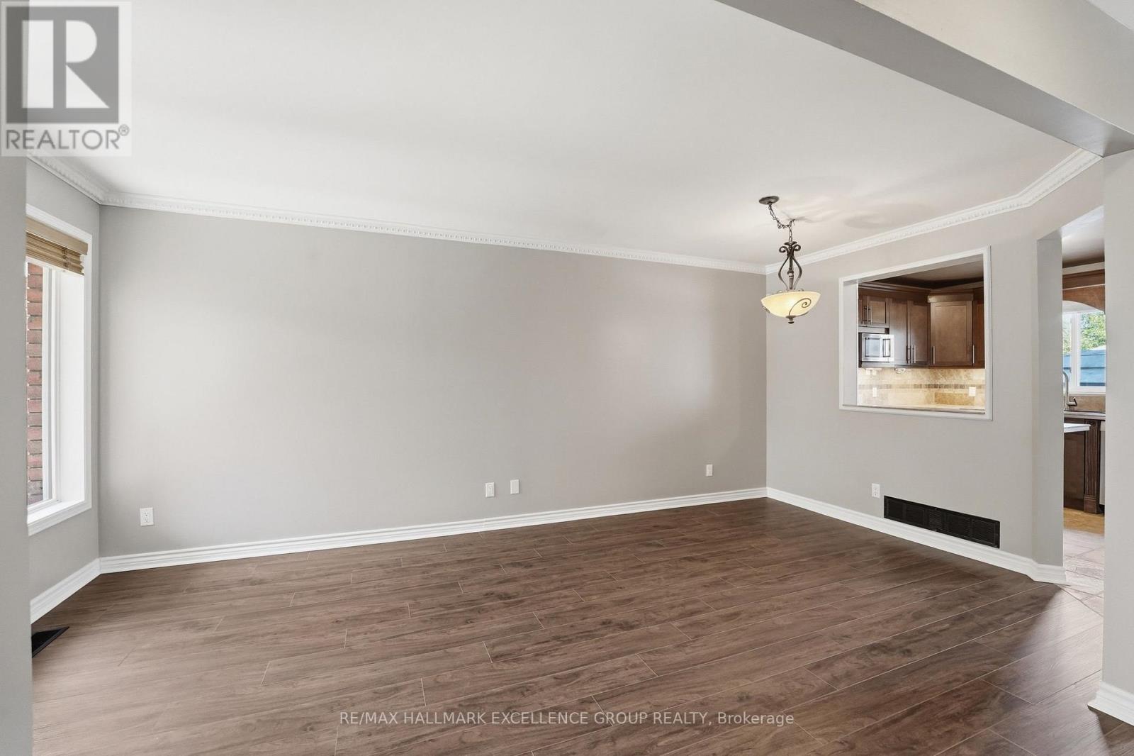 887 Nesting Way, Ottawa, ON
