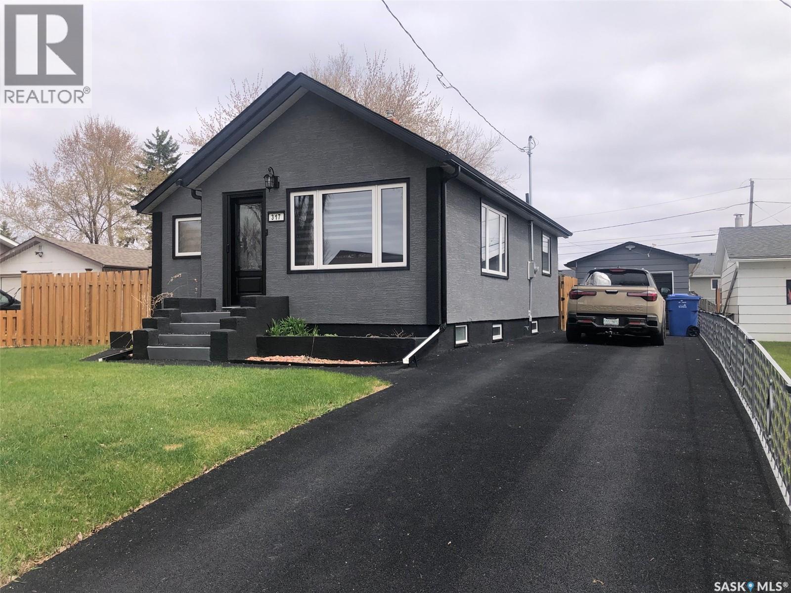 317 Maple Avenue, Yorkton, SK