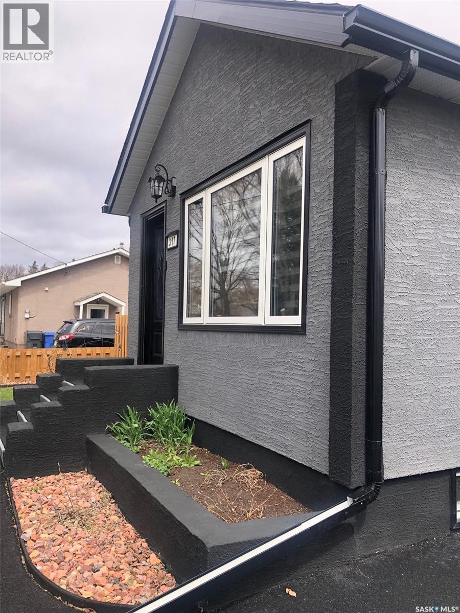 317 Maple Avenue, Yorkton, SK