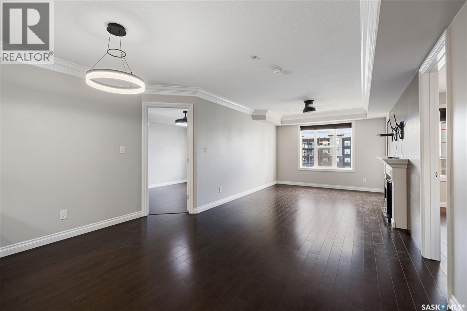 325 5303 Universal Crescent, Regina, SK