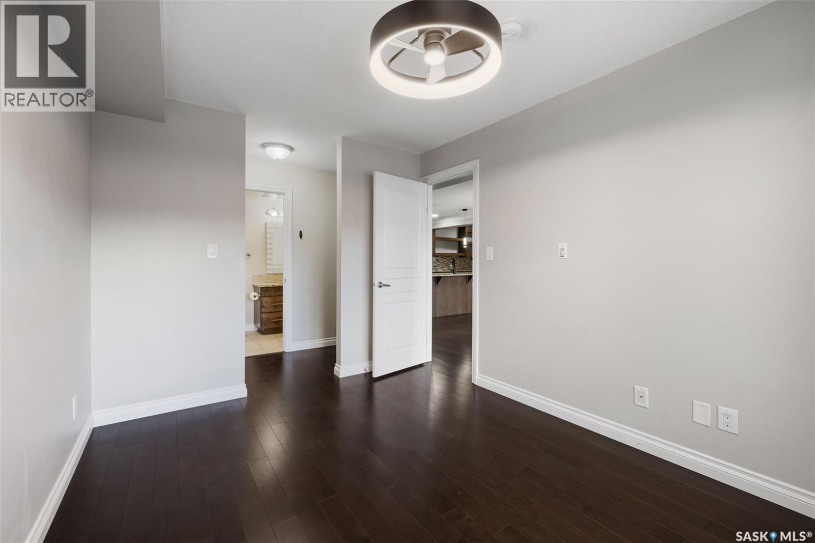 325 5303 Universal Crescent, Regina, SK