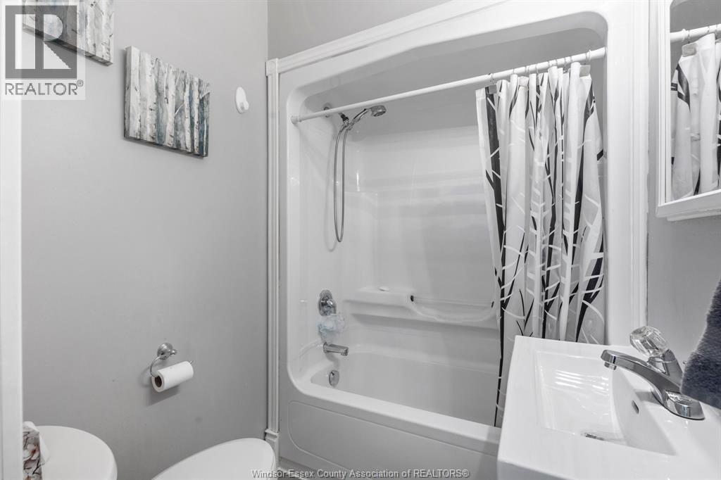 576 Ducharme, Windsor, ON