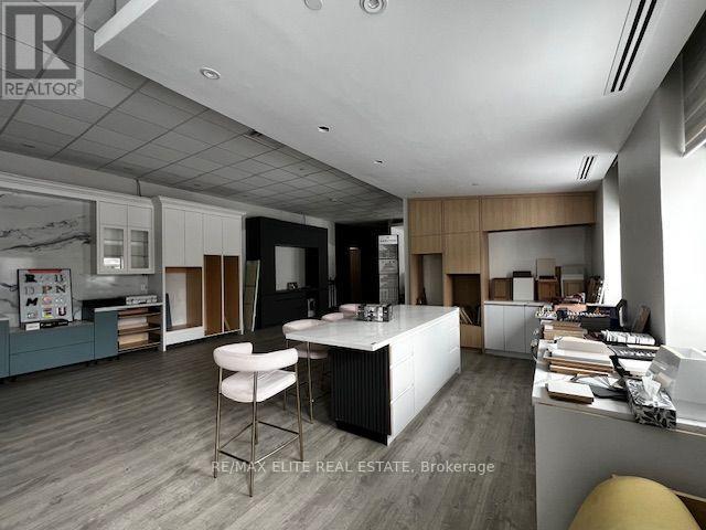 10-11 - 150 Ferrier Street, Markham, ON