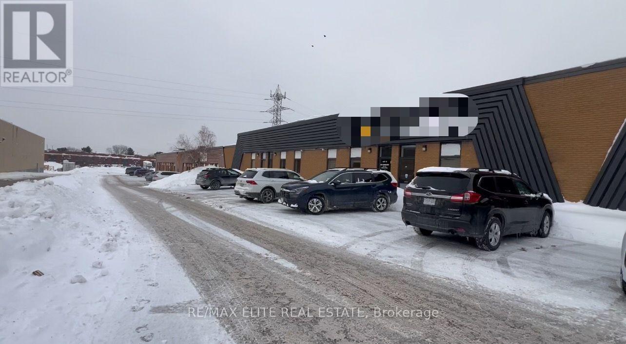 10-11 - 150 Ferrier Street, Markham, ON