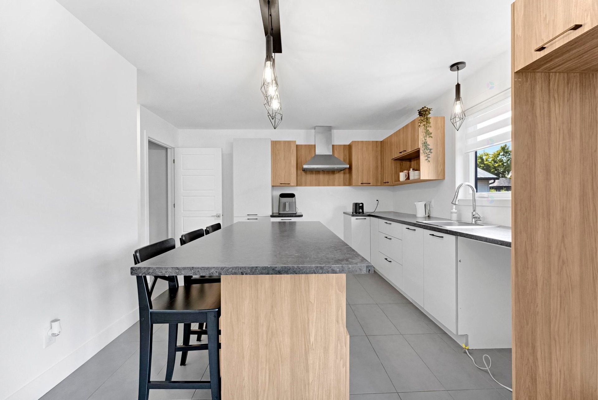 Cuisine - 1019 Av. Boucher, Saint-Agapit, QC - Indoor Photo Showing Kitchen