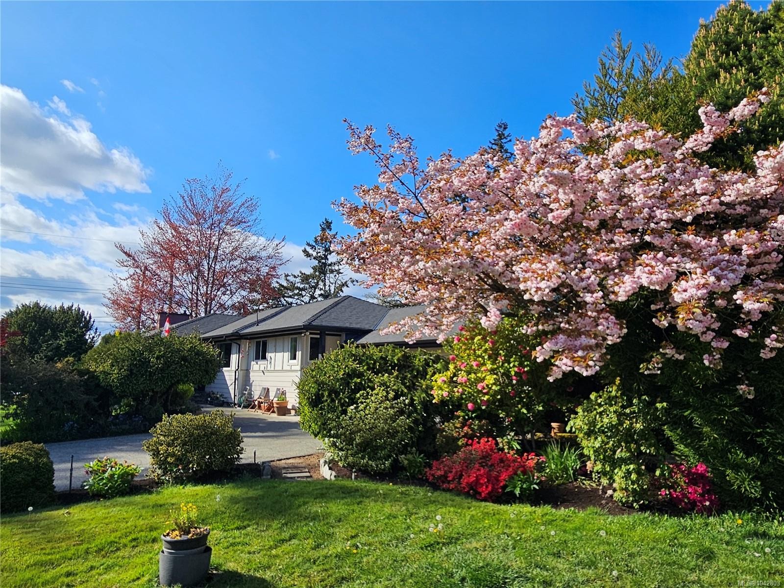 1288 Roy Rd, Saanich, BC