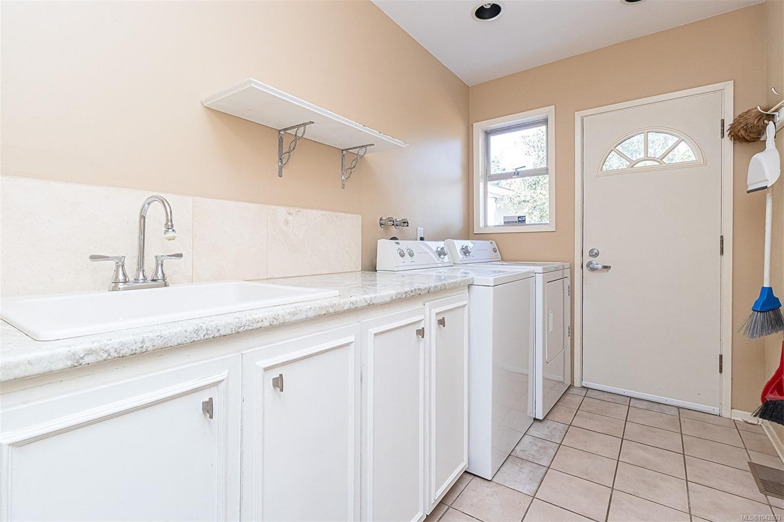 1288 Roy Rd, Saanich, BC
