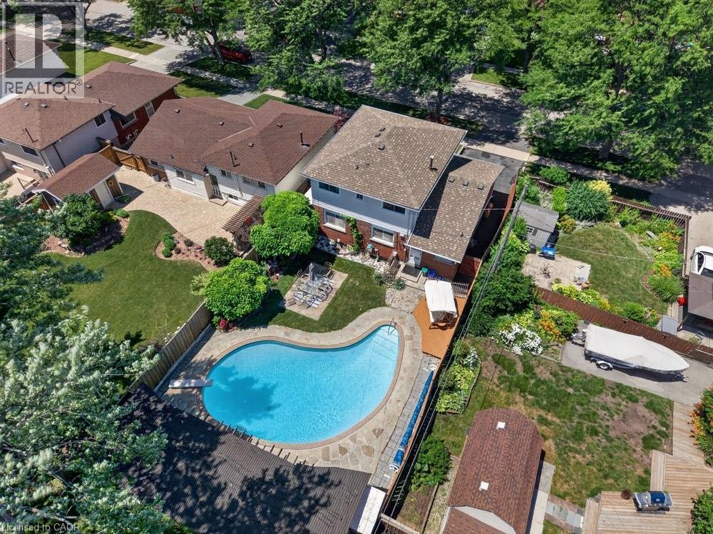 2440 Cyprus Avenue, Burlington, ON