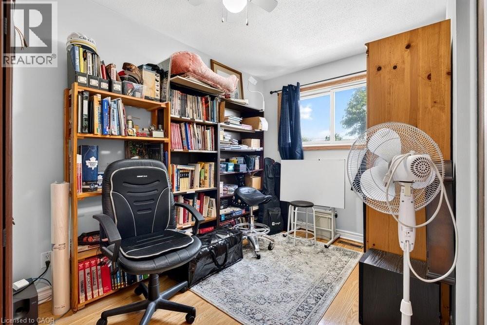 2440 Cyprus Avenue, Burlington, ON