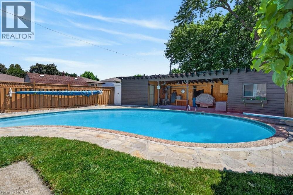 2440 Cyprus Avenue, Burlington, ON