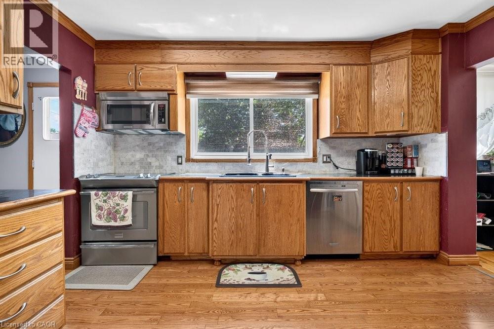 2440 Cyprus Avenue, Burlington, ON