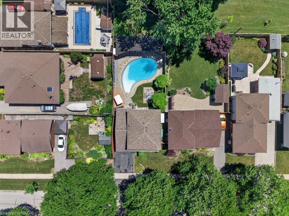 2440 Cyprus Avenue, Burlington, ON