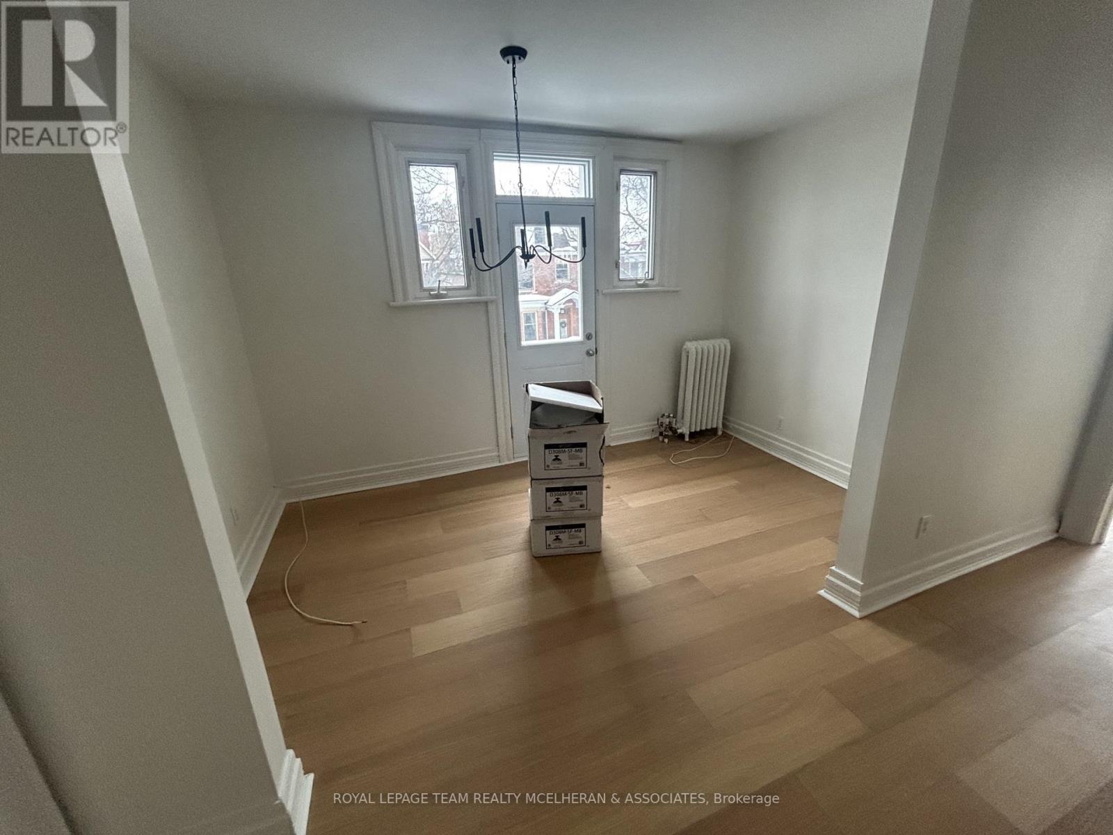 92 Queen Elizabeth Drive, Ottawa, ON