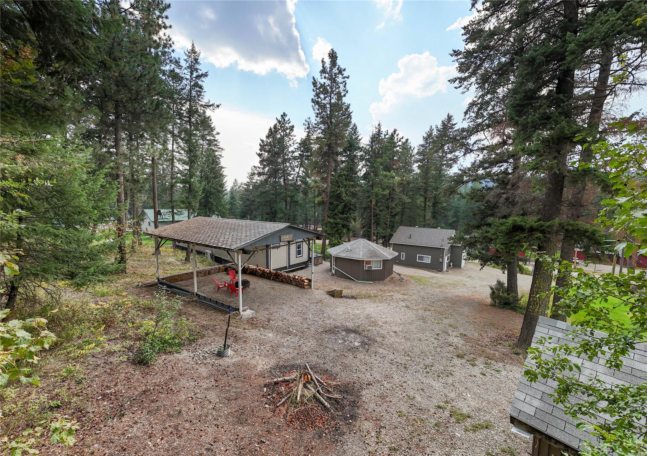 6524 Mcdonald Loop Road, Grasmere, BC