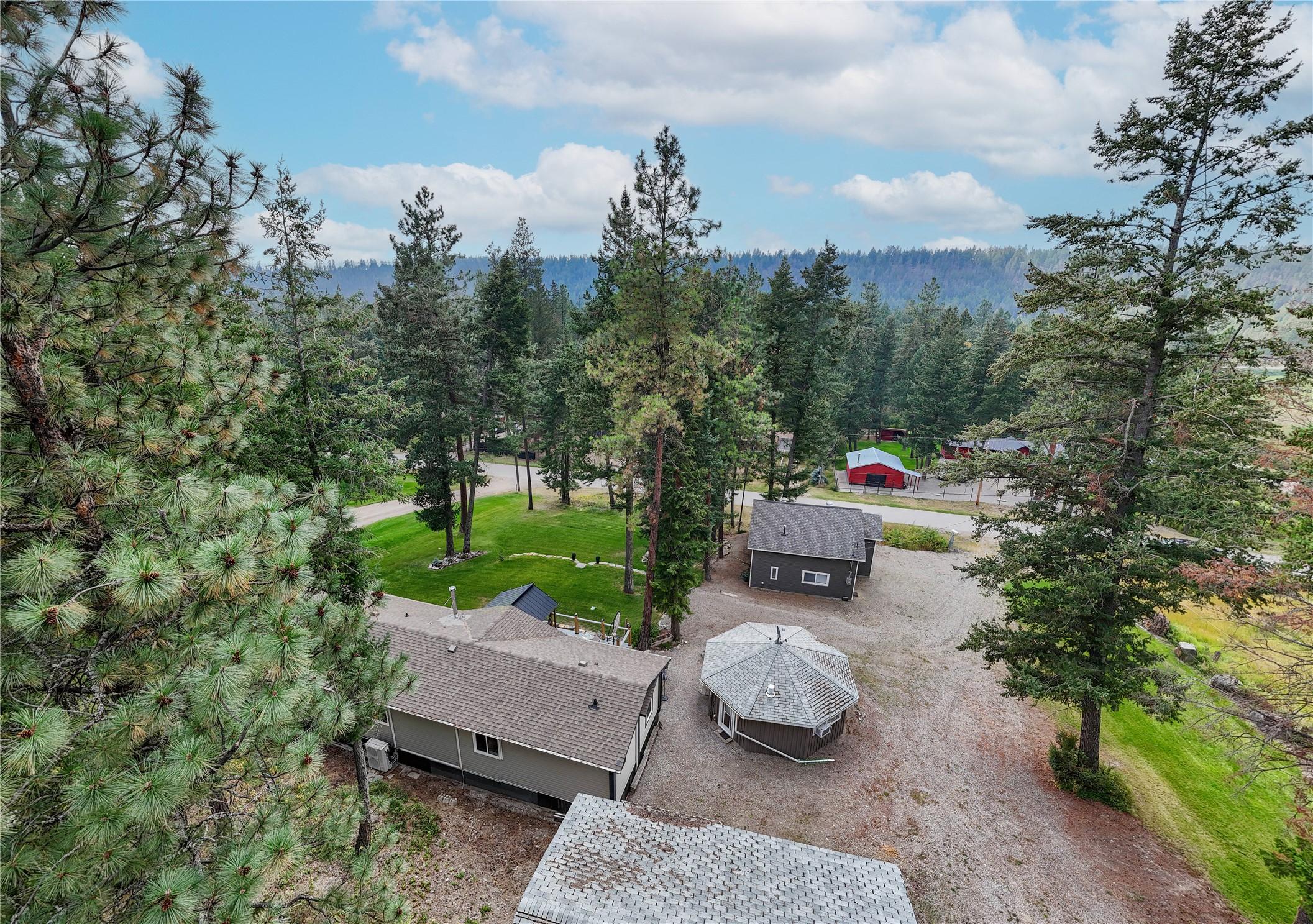 6524 Mcdonald Loop Road, Grasmere, BC