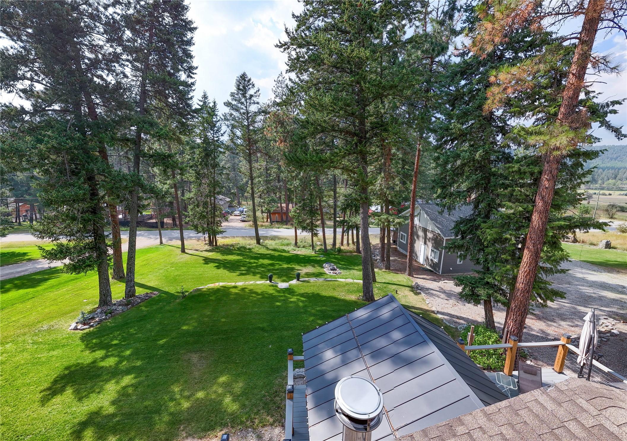 6524 Mcdonald Loop Road, Grasmere, BC