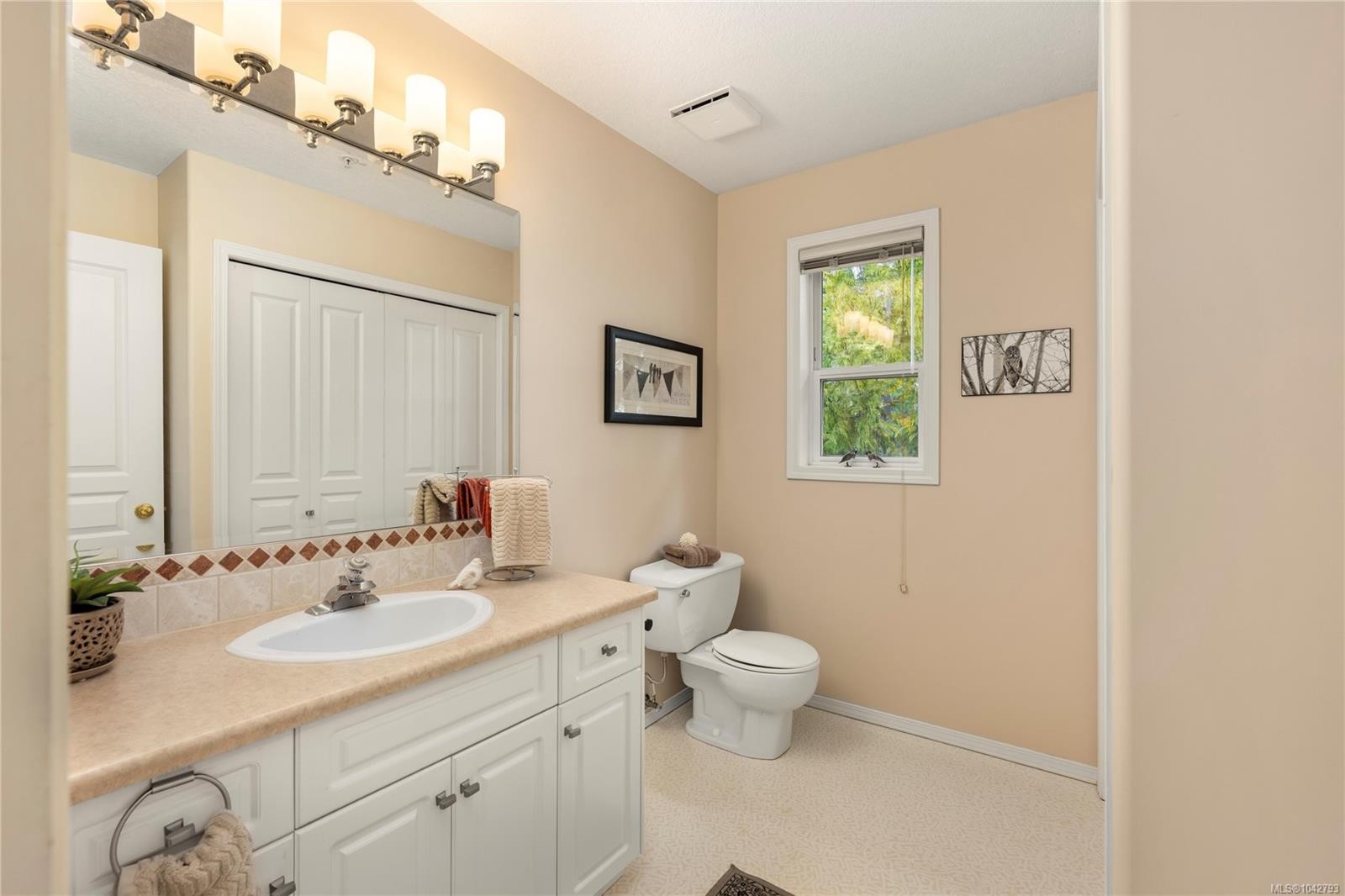 3255 Folkestone Dr, Nanaimo, BC