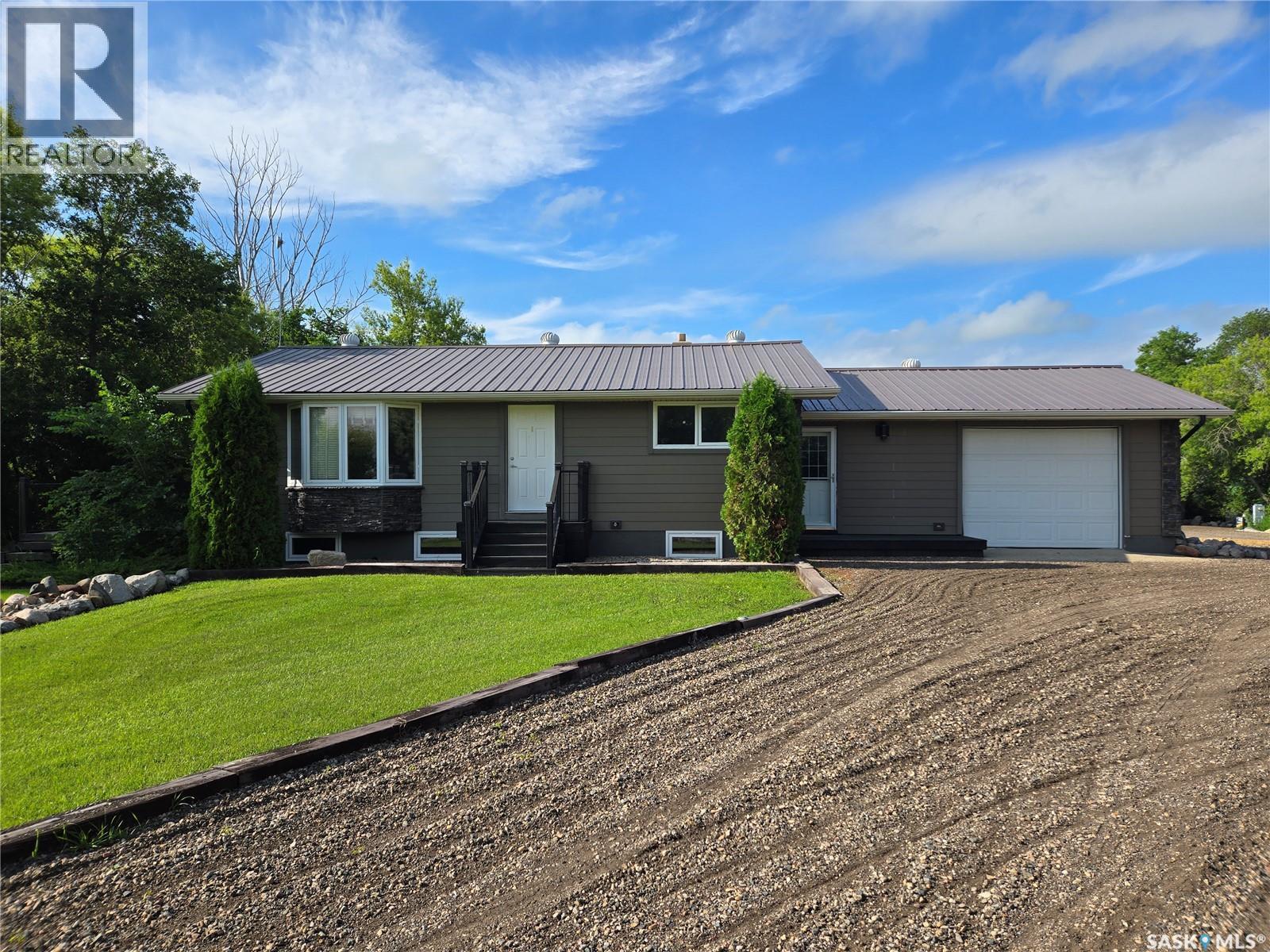 Kozmech Acreage, Wallace Rm No. 243, SK
