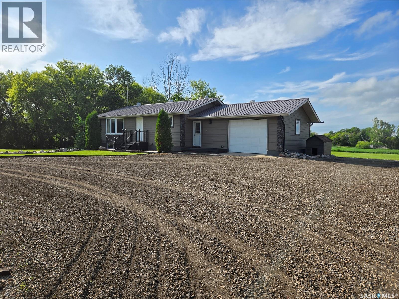 Kozmech Acreage, Wallace Rm No. 243, SK