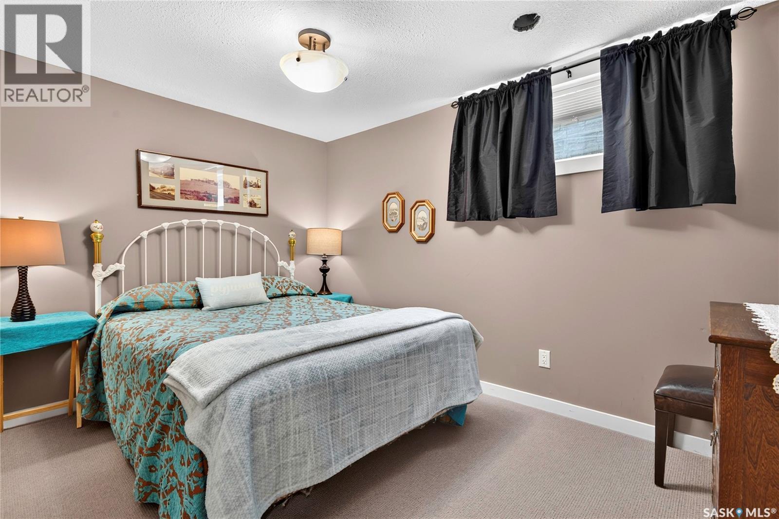 2202 Arens Road E, Regina, SK
