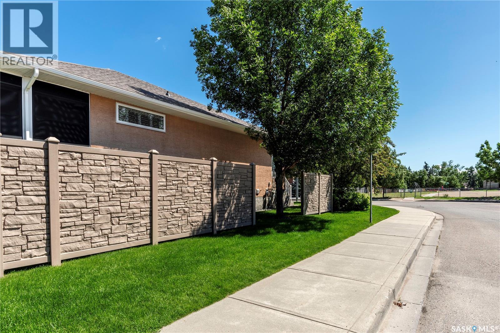 2202 Arens Road E, Regina, SK