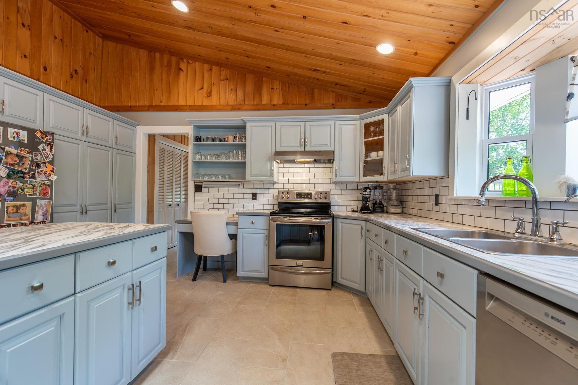 31 Maple Drive, Brooklyn, NS