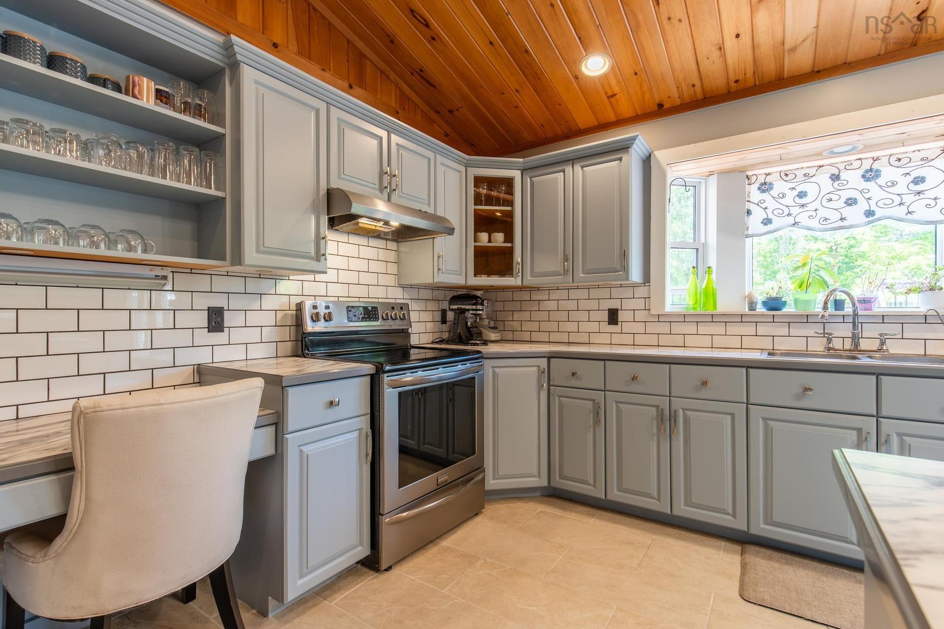 31 Maple Drive, Brooklyn, NS