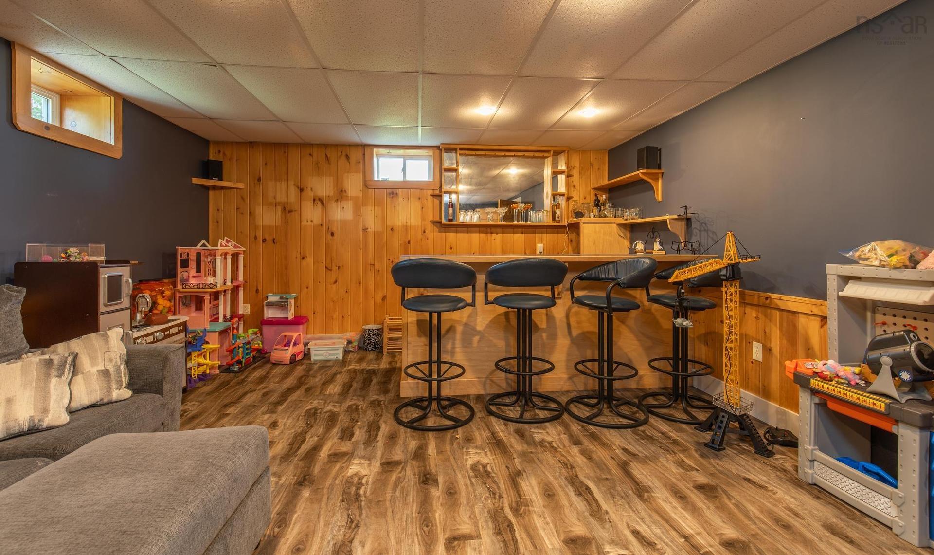 31 Maple Drive, Brooklyn, NS