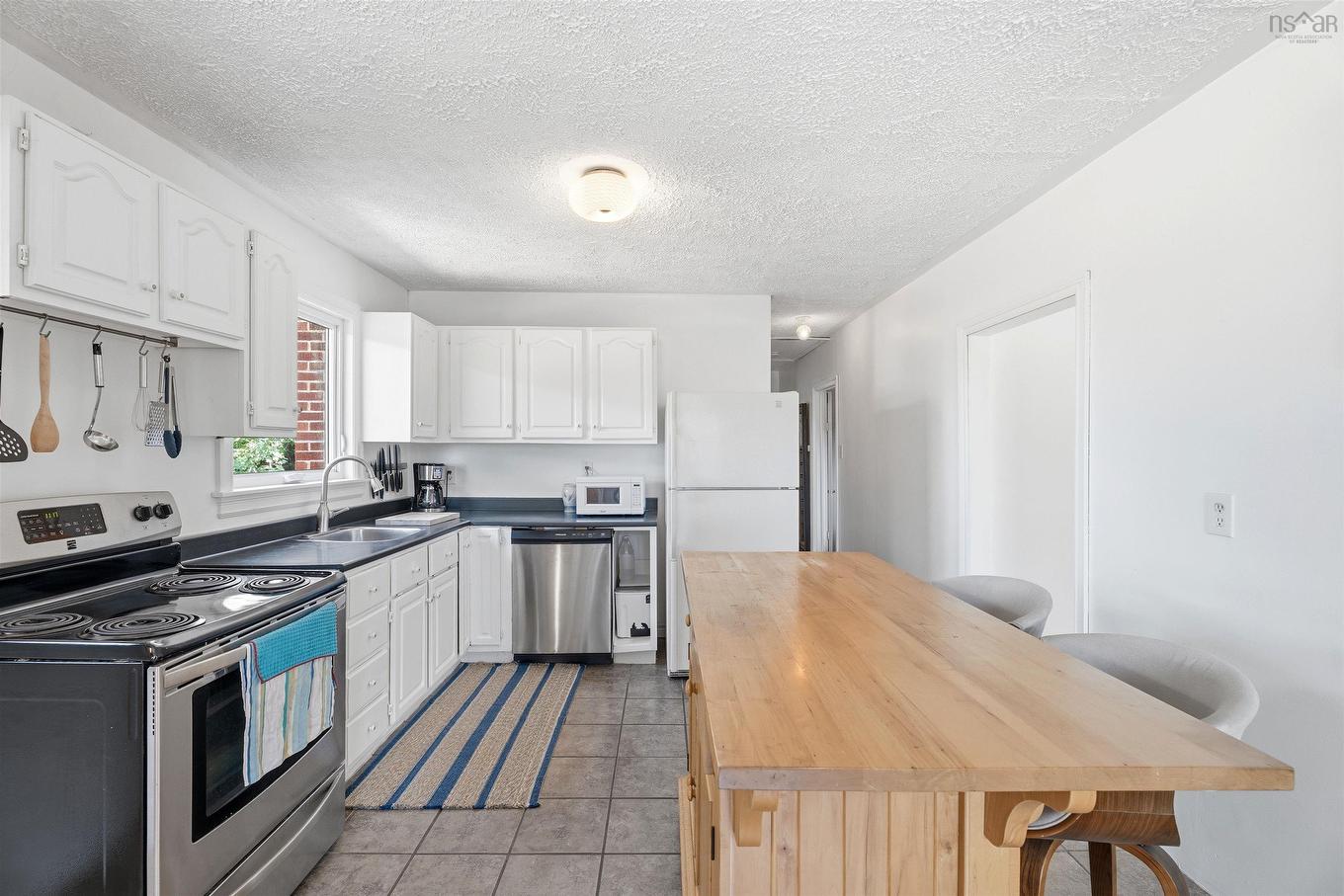 13 Fernhill Drive, Dartmouth, NS
