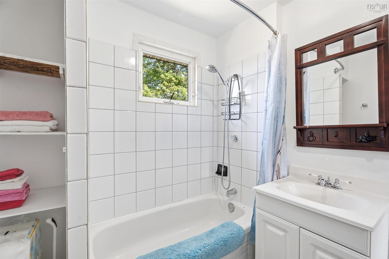 13 Fernhill Drive, Dartmouth, NS