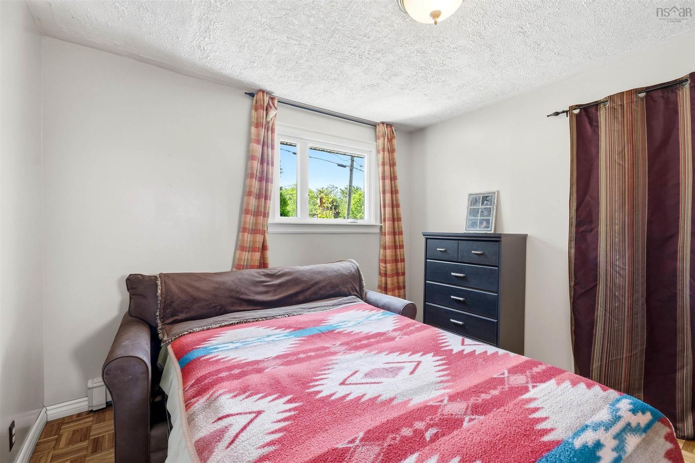 13 Fernhill Drive, Dartmouth, NS