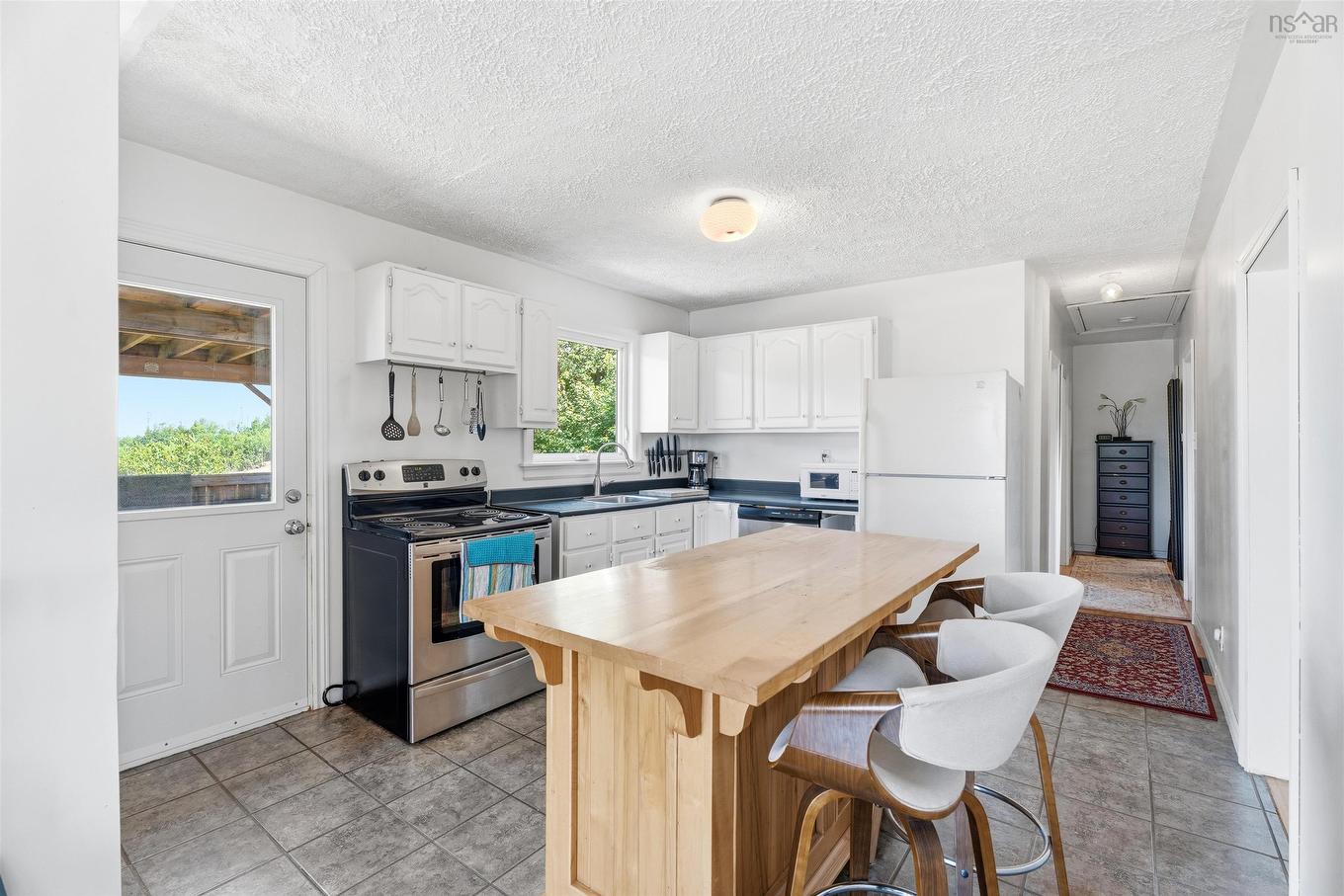 13 Fernhill Drive, Dartmouth, NS
