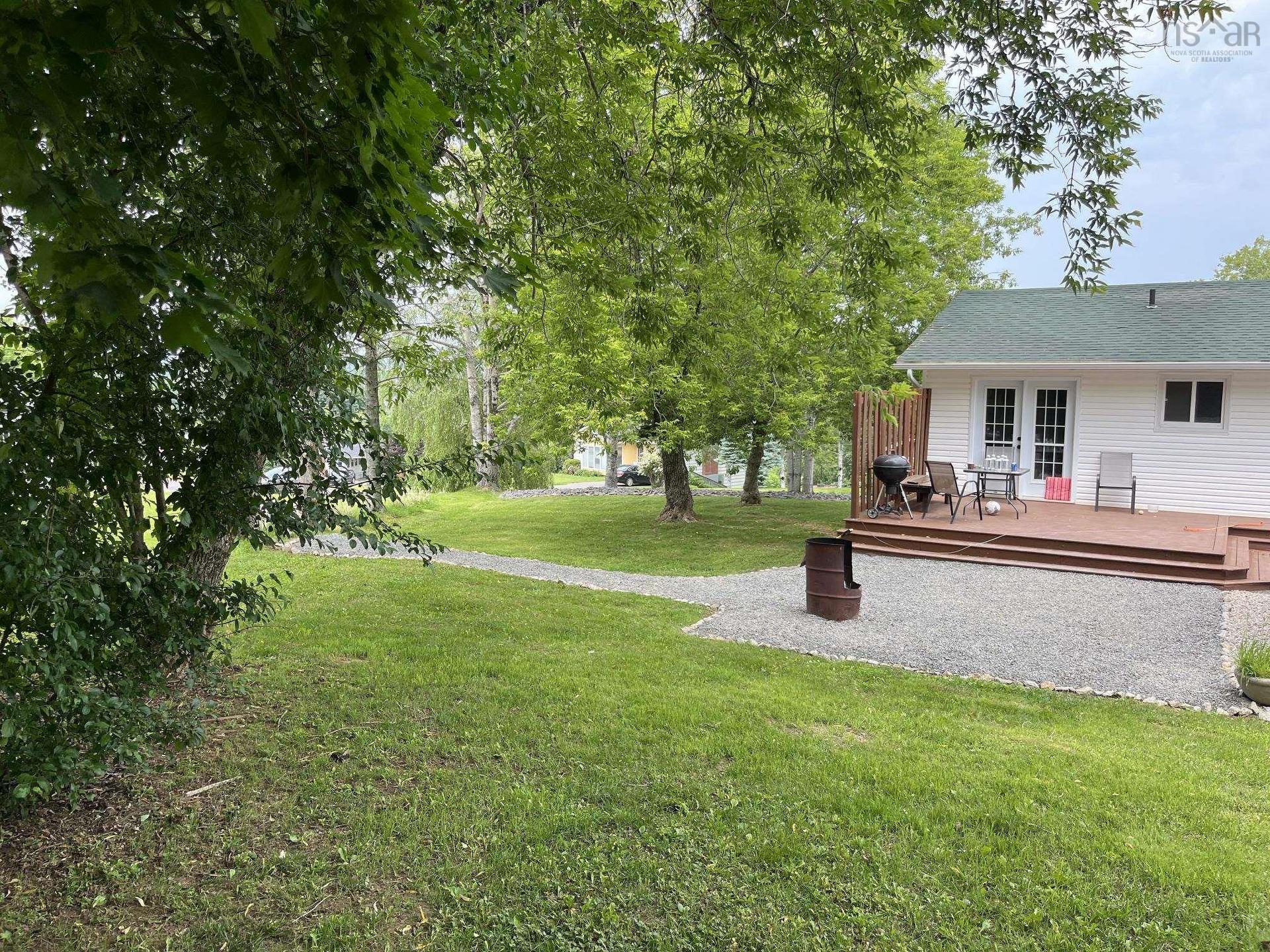 6&6A Brightman Avenue, Currys Corner, NS