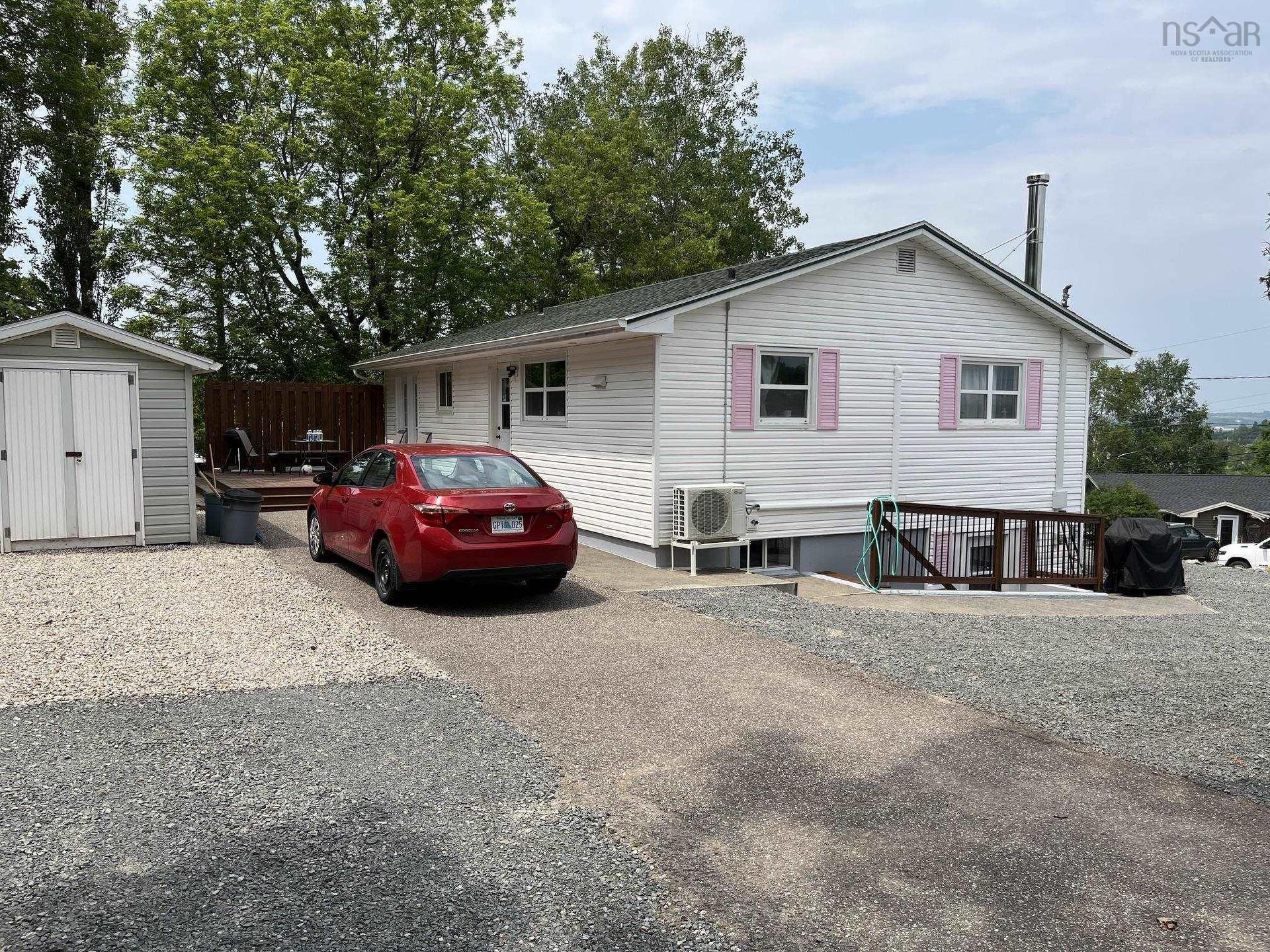 6&6A Brightman Avenue, Currys Corner, NS