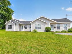 942/944 Main Street Glace Bay, NS B1A 4Z5
