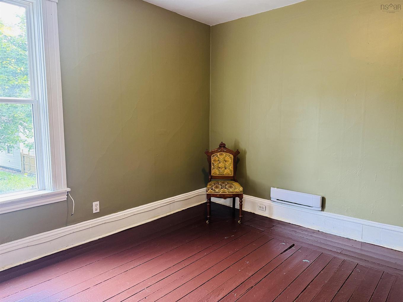 122 Queen Street, Parrsboro, NS